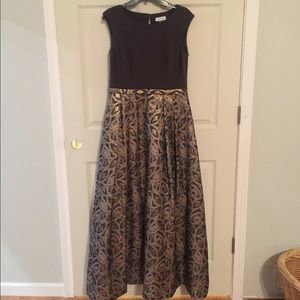 Calvin Klein formal dress (with pockets). Size 10